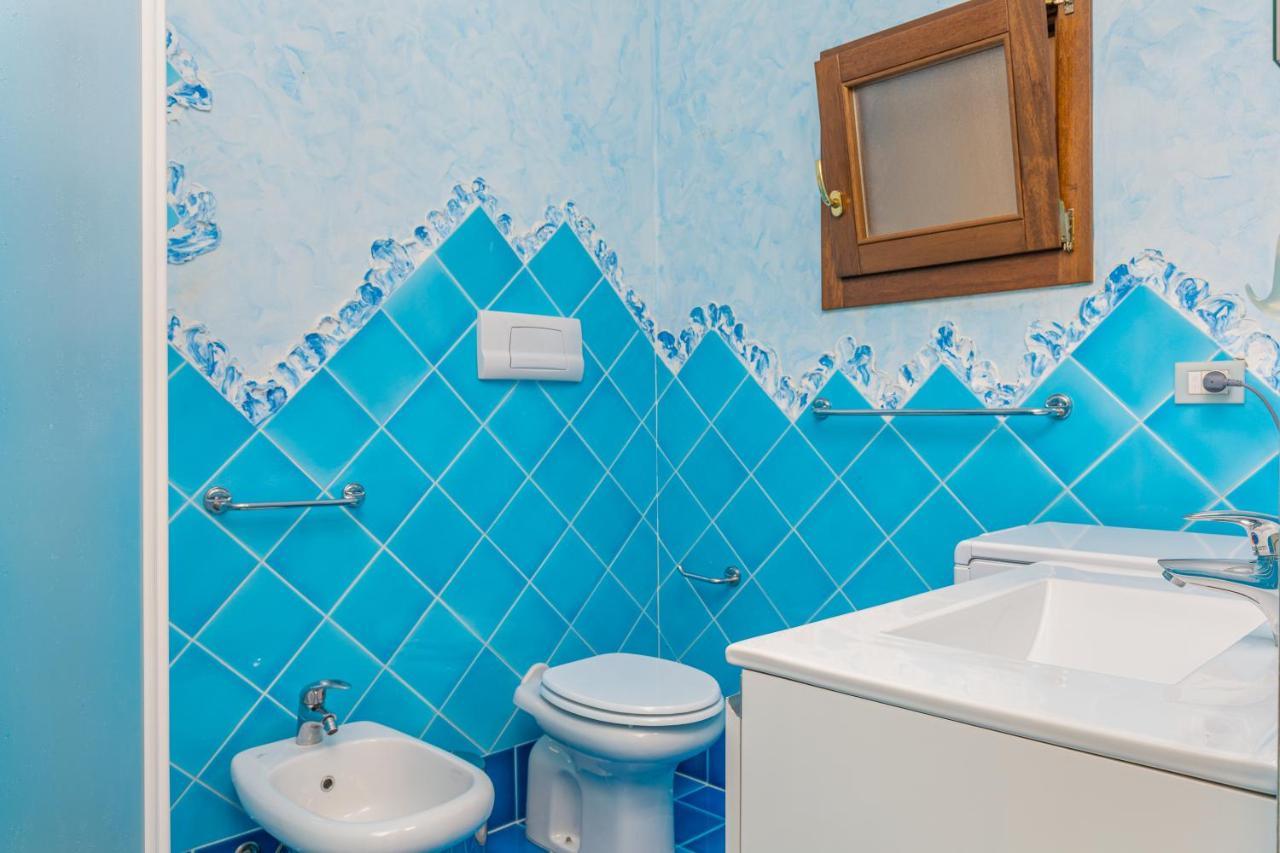 Casa Vacanze Lo Squalo Olbia Bagian luar foto